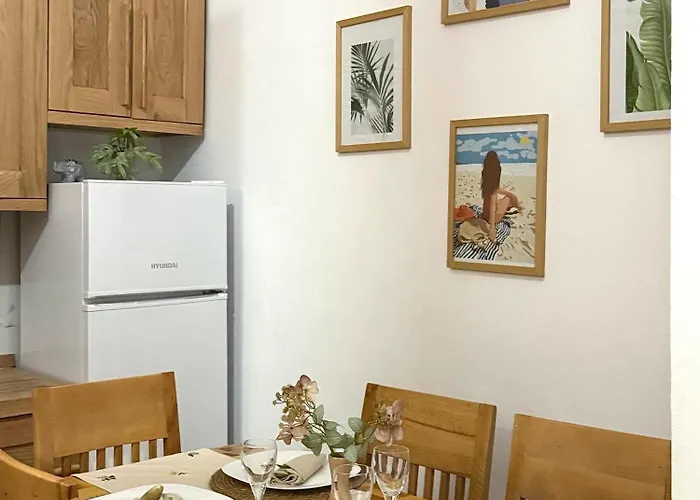 Sunny Family Apartmán Golem (Tirana)